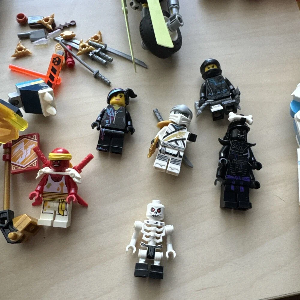 LEGO NINJAGO Lot Bundle – Vehicles, Spinners, Minifigures & Weapons – Mixed Lot